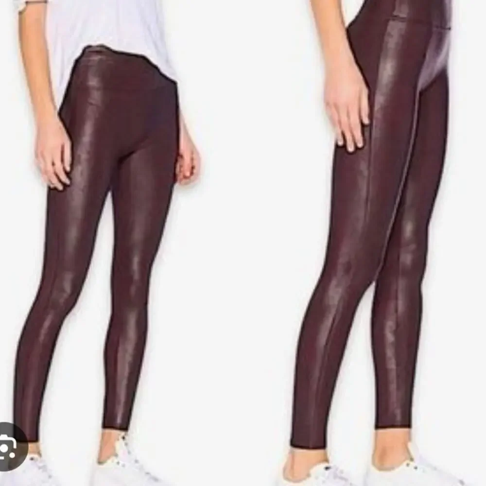 SPANX Faux Leather Leggings Medium Burgundy High Waist Shaping Baddie Moto